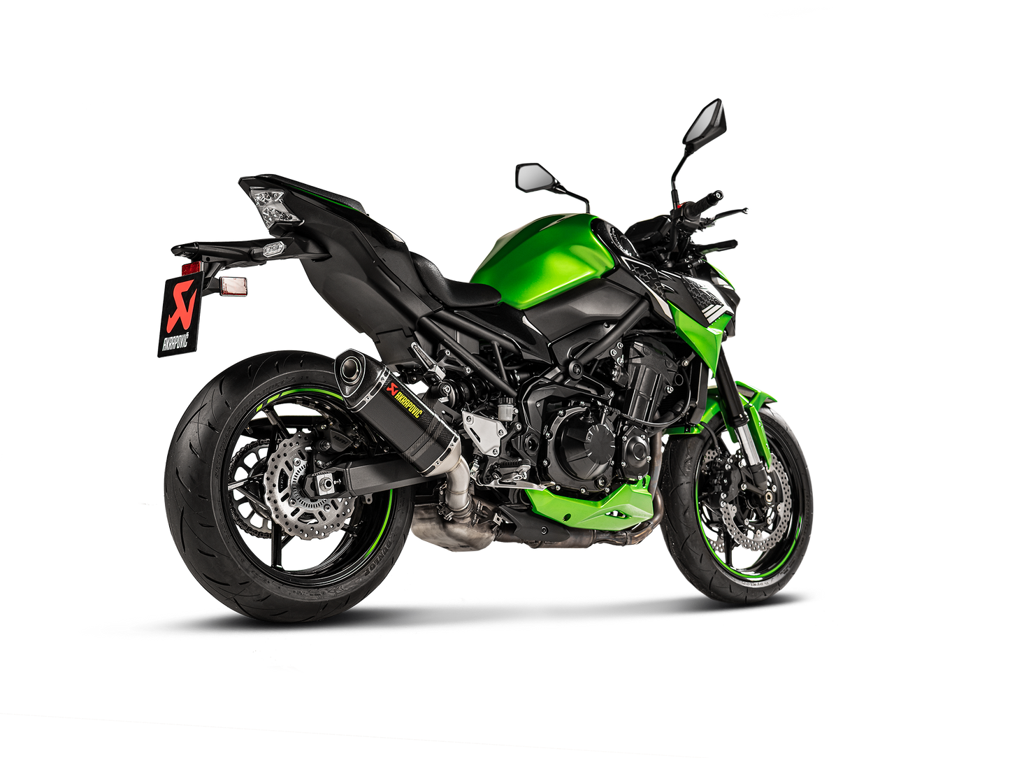 AKRAPOVIĆ SLIP-ON LINE CARBON FOR KAWASAKI Z900 (2020-2024)
