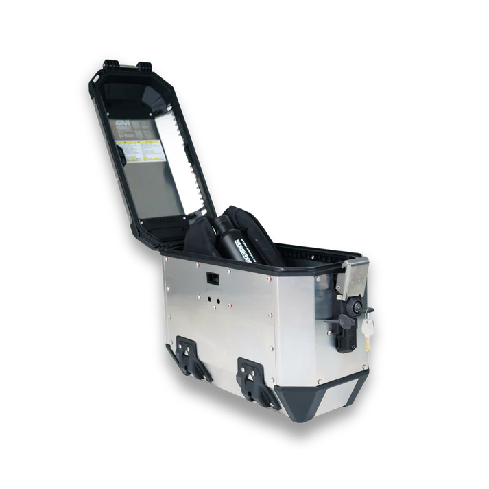 GIVI MONTE BIANCO SIDE CASES PAIR (MONOKEY, SILVER)