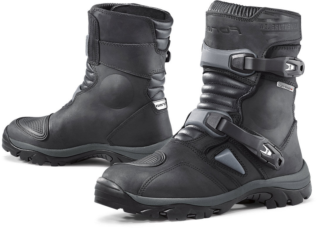 FORMA ADVENTURE LOW DRY BLACK