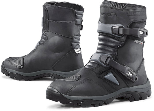 FORMA ADVENTURE LOW DRY BLACK
