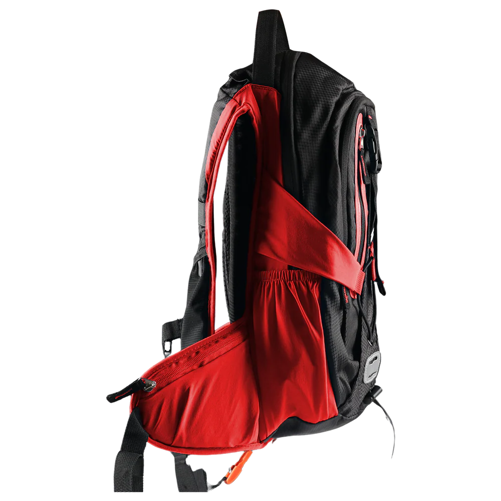 AXOR OASIS HYDRATION BAG WITH BLADDER