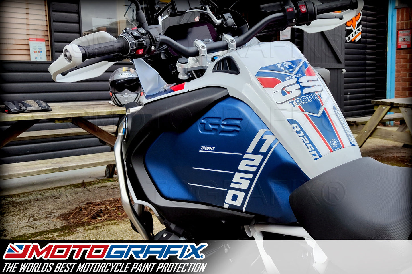 MOTOGRAFIX BMW R1250GS ADVENTURE TROPHY 2022–2023 MOTORCYCLE TANK PAD PROTECTOR TB061BRW